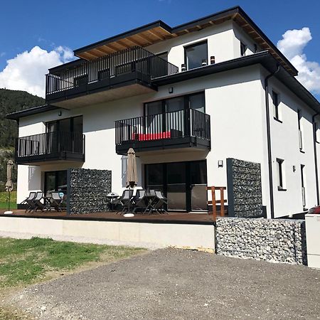 Deluxefort Fuer 10 Gaeste Mit Eigenem Whirlpool Und Fasssauna Imst Kültér fotó