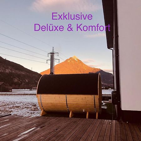 Deluxefort Fuer 10 Gaeste Mit Eigenem Whirlpool Und Fasssauna Imst Kültér fotó